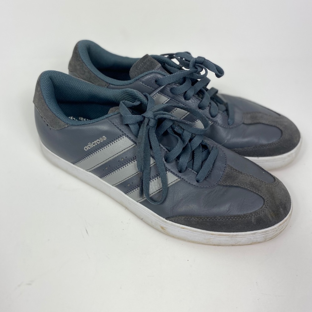 Men’s adidas shoes size 9.5